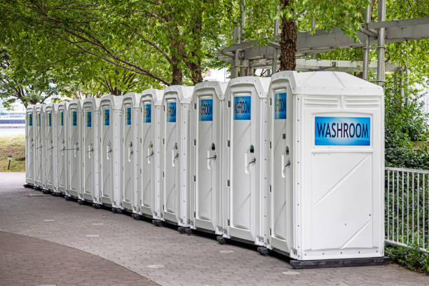 Best Portable Toilets for Parks and Recreation Areas in USA